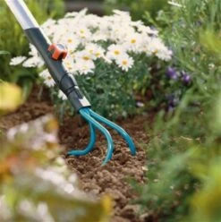 GARDENA Combisysteem Krabber Cultivatior - Werkbreedte 9 Cm - Aanbevolen Steellengte 130 Cm -Tuinartikelen Winkel 1193x1200