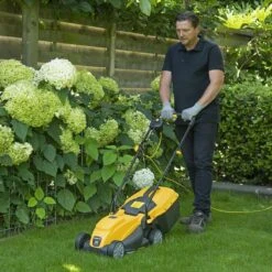 Powerplus POWXG6212T Elektrische Grasmaaier - Grasmachine Voor Kleine En Middelgrote Tuin - 1300W - Maaibreedte 320mm - Verstelbare Maaihoogte - 30L Opvangbak - Incl. Grastrimmer 250W -Tuinartikelen Winkel 1200x1200 116