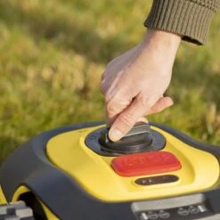 Powerplus POWXG6305 Robotmaaier - 18V - Voor Gazons Tot Ca. 500m² - Maaibreedte 180mm - Incl. Laadstation En Accessoires -Tuinartikelen Winkel 1200x1200 123