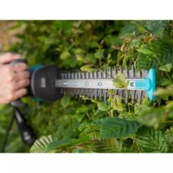 GARDENA - EasyCut 420/45 - Heggenschaar (gemotoriseerd) - Meslengte 45cm - Tandmes Opening 18mm 11 GARDENA - EasyCut 420/45 - Heggenschaar (gemotoriseerd) - Meslengte 45cm - Tandmes Opening 18mm -Tuinartikelen Winkel 1200x1200 89