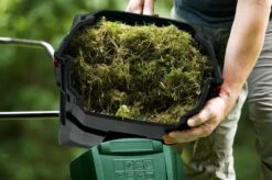 Bosch UniversalVerticut 1100 Verticuteermachine - Op Snoer - 1100 W - 32 Cm Maaibreedte - Met 50 Liter Opvangbak -Tuinartikelen Winkel 1200x798 6