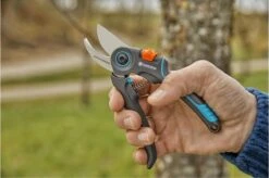 GARDENA - ExpertCut - Snoeischaar - 22 Diameter Tak -Tuinartikelen Winkel 1200x799 20