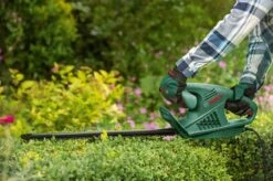 Bosch EasyHedgecut 45 Heggenschaar - Op Snoer - 420 W -Tuinartikelen Winkel 1200x799 39