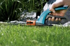 GARDENA Comfort Grasschaar - 360° Draaibaar - Antikleef Coating - Golfsnede -Tuinartikelen Winkel 1200x799 51