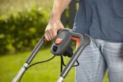 GARDENA - PowerMax™ 1200/32 0- Grasmaaier (gemotoriseerd) - Maaibreedte 32 Cm -Tuinartikelen Winkel 1200x799 87