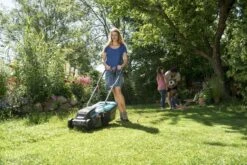 GARDENA - PowerMax™ 1200/32 0- Grasmaaier (gemotoriseerd) - Maaibreedte 32 Cm -Tuinartikelen Winkel 1200x800 133