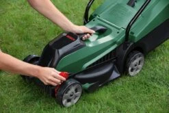 Bosch CityMower 18V-32-300 Grasmaaier - Maaibreedte 32 Cm - Zonder Accu En Lader 25 Bosch CityMower 18V-32-300 Grasmaaier - Maaibreedte 32 Cm - Zonder Accu En Lader -Tuinartikelen Winkel 1200x800 157