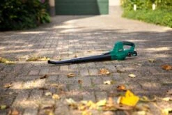 VONROC Accu Bladblazer – VPower 20V – 2 Standen – Max. Blaassnelheid 190km/u – Incl. Accu En Oplader -Tuinartikelen Winkel 1200x800 228