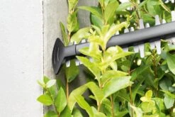 Bosch AHS 50-20 Accu Heggenschaar - Met 1 X 18 V Accu En Lader 19 Bosch AHS 50-20 Accu Heggenschaar - Met 1 X 18 V Accu En Lader -Tuinartikelen Winkel 1200x800 64