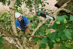 Bosch UniversalHedgePole 18 Heggenschaar Op Steel - Met 18 V Accu En Lader -Tuinartikelen Winkel 1200x800 70