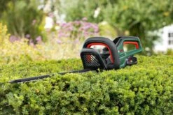 Bosch UniversalHedgeCut 18-50 Heggenschaar - Met 18 V Accu En Lader -Tuinartikelen Winkel 1200x800 94