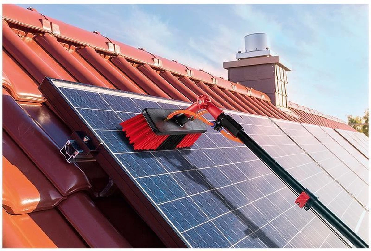 HIGHWALL Telescoopsteel Met Borstel - Glazenwassersset - Tot 4,6m Uitschuifbaar - Met Zeepdispenser 8 HIGHWALL Telescoopsteel Met Borstel - Glazenwassersset - Tot 4,6m Uitschuifbaar - Met Zeepdispenser - Afbeelding 8