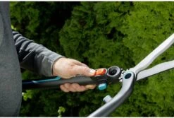 GARDENA - 2 In 1 EnergyCut Heggenschaar - 2.5x Meer Kracht - Totale Lengte 60 Cm -Tuinartikelen Winkel 1200x813