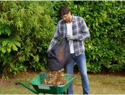 Black & Decker BLACK+DECKER BEBLV300SB-QS Bladblazer - 404 Km/u - 3000W - Zuig-/blaasfunctie - Gesnoerd 20 Black & Decker BLACK+DECKER BEBLV300SB-QS Bladblazer - 404 Km/u - 3000W - Zuig-/blaasfunctie - Gesnoerd -Tuinartikelen Winkel 1200x910