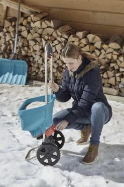 GARDENA Strooiwagen XL Strooikar - 800m2 - 18 Liter 14 GARDENA Strooiwagen XL Strooikar - 800m2 - 18 Liter -Tuinartikelen Winkel 799x1200 29