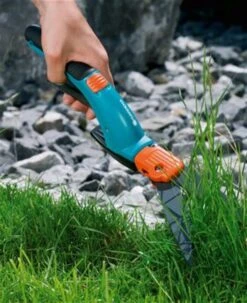 GARDENA Classic Grasschaar - Draaibaar 360° 18 GARDENA Classic Grasschaar - Draaibaar 360° -Tuinartikelen Winkel 977x1200